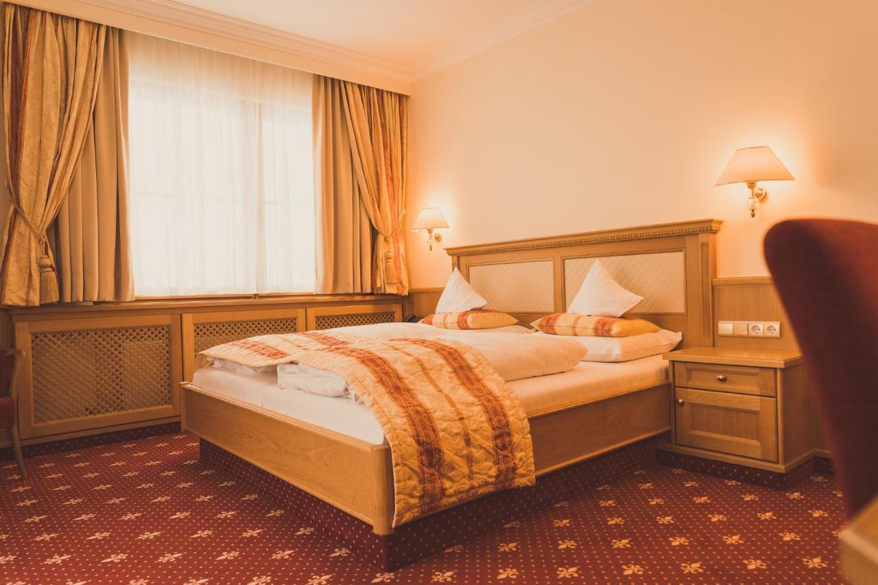 Gartenhotel Maria Theresia Hall in Tirol Luaran gambar